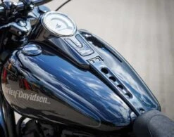 Thunderbike Verkaufsgeschäft -Thunderbike Verkaufsgeschäft 11 74 390 2