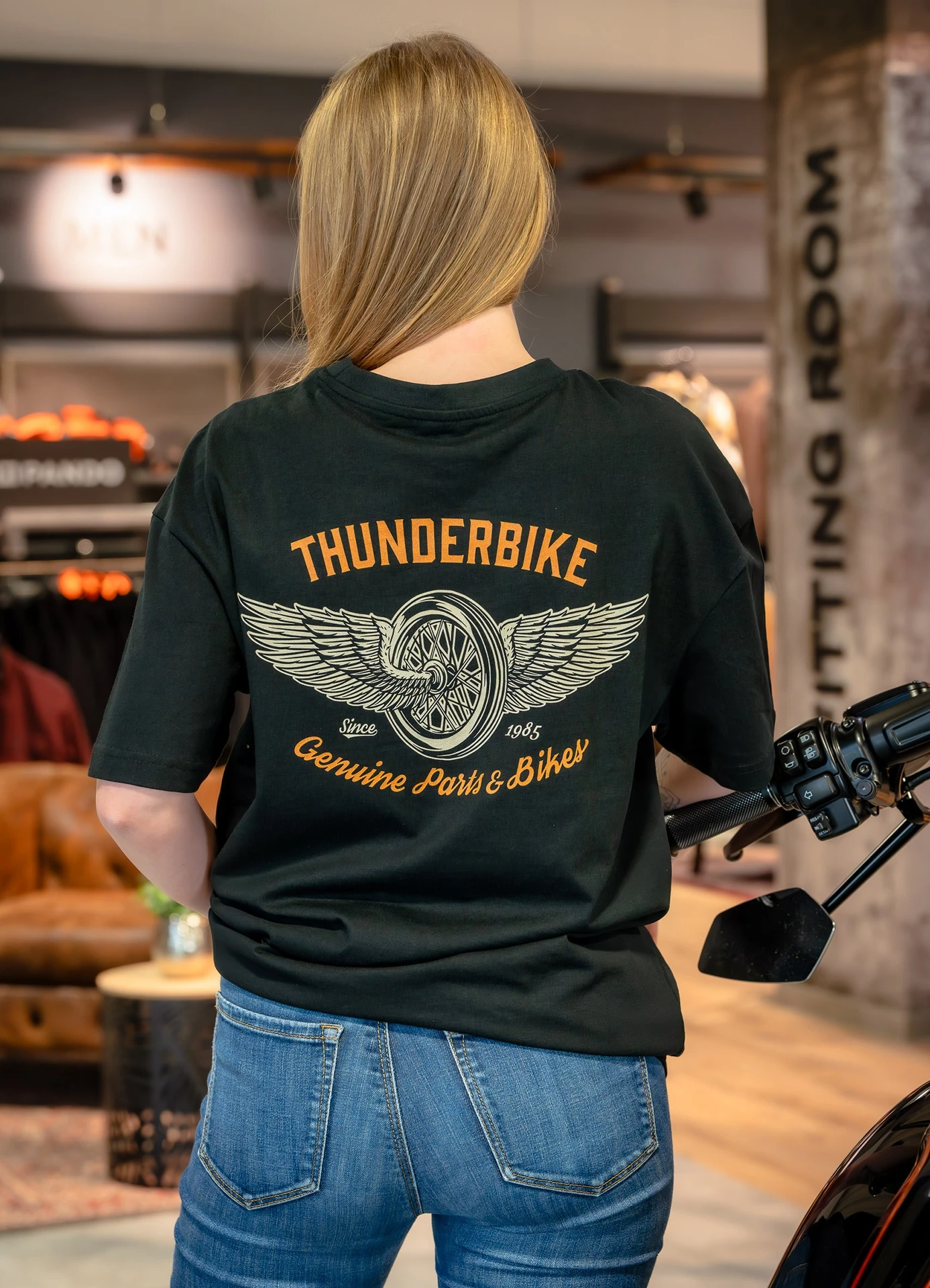 Thunderbike Damen T-Shirt Oversize Flying Wheel 2.0 Schwarz 6 Thunderbike Damen T-Shirt Oversize Flying Wheel 2.0 Schwarz – Bild 4