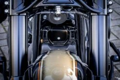 Rahmencover Softail Schwarz 9 Rahmencover Softail Schwarz -Thunderbike Verkaufsgeschäft 22 74 430 36