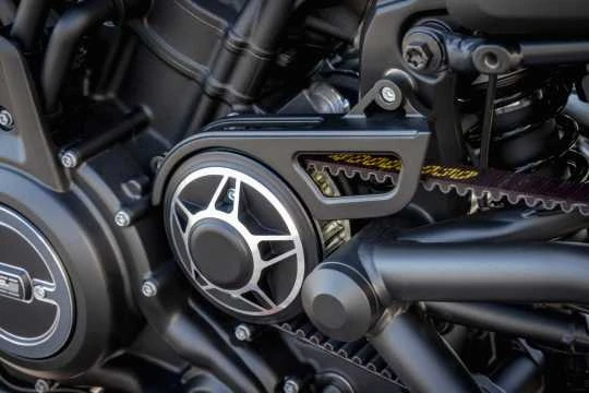 Pulley Cover Vorne Contrast Cut 4 Pulley Cover Vorne Contrast Cut – Bild 2