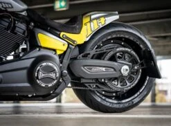 Seitlicher Kennzeichenhalter Medium Pro Alu Schwarz Matt -Thunderbike Verkaufsgeschäft 28 74 250 23