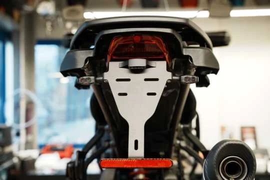 Kennzeichenhalter Alu Schwarz Matt 5 Kennzeichenhalter Alu Schwarz Matt – Bild 3