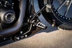 Fußrasten Vorverlegungskit Schwarz -Thunderbike Verkaufsgeschäft 31 74 130 42