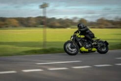 Fußrastenanlage Zurückverlegt SP-S Contrast Cut 11 Fußrastenanlage Zurückverlegt SP-S Contrast Cut -Thunderbike Verkaufsgeschäft 31 85 0204