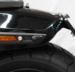 Strut Stripe LED 3in1 Blinker & Rücklicht Schwarz Wrinkle -Thunderbike Verkaufsgeschäft 41 74 230 32