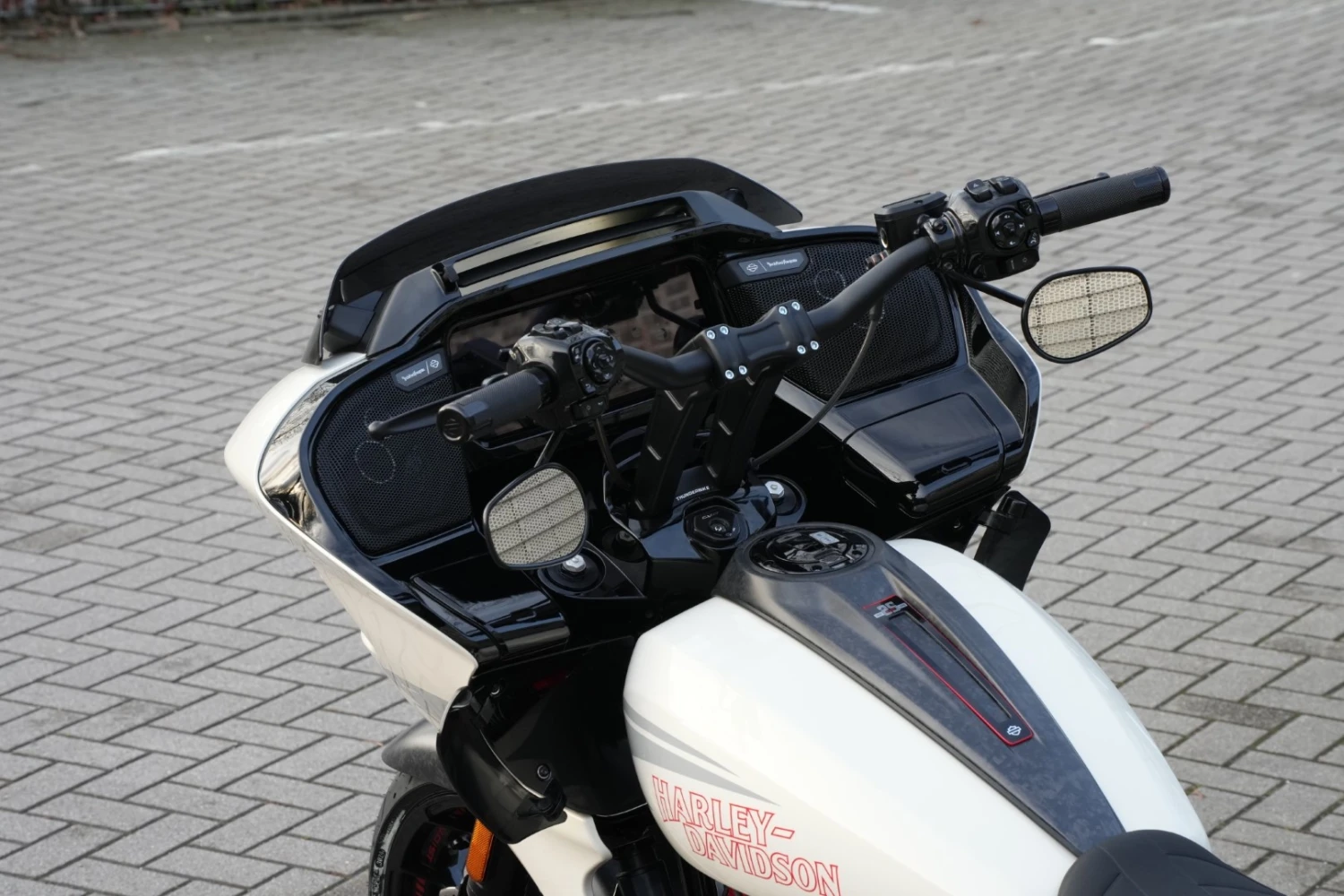 Lenker Club Schwarz 5 Lenker Club Schwarz – Bild 3