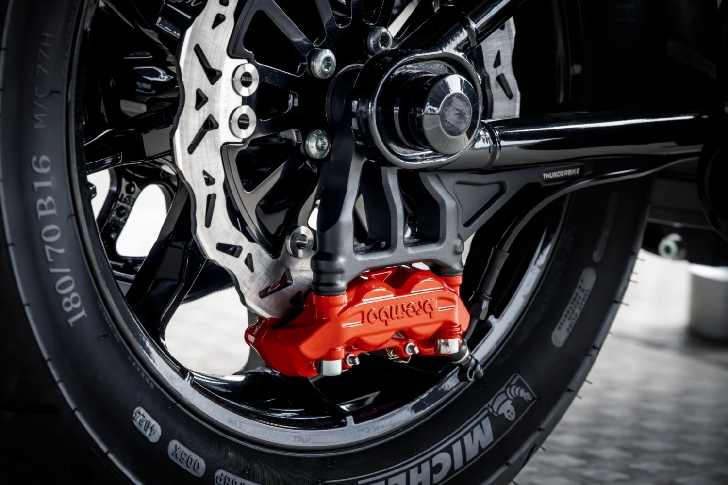 Bremsanker Pro Performance Radial Schwarz 6 Bremsanker Pro Performance Radial Schwarz – Bild 4